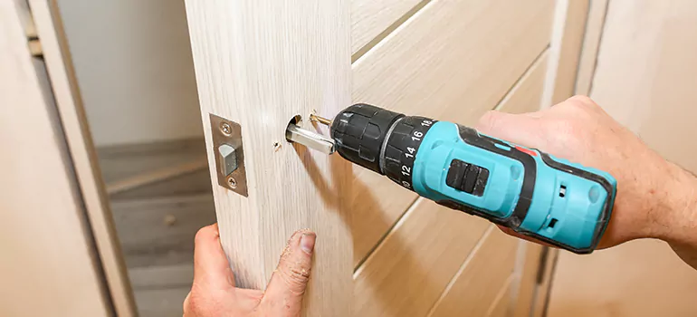 Old Door Knob Repair in Crestview, FL